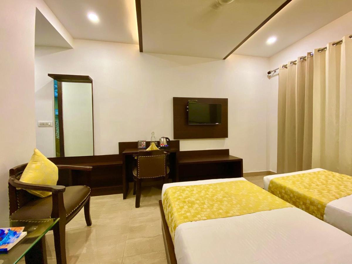 Hotel Shiv Vilas ริชิเคช ภายนอก รูปภาพ