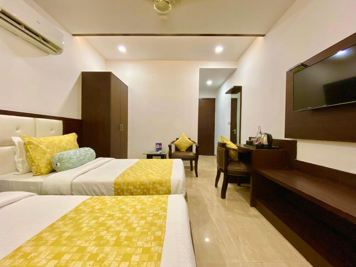 Hotel Shiv Vilas ริชิเคช ภายนอก รูปภาพ