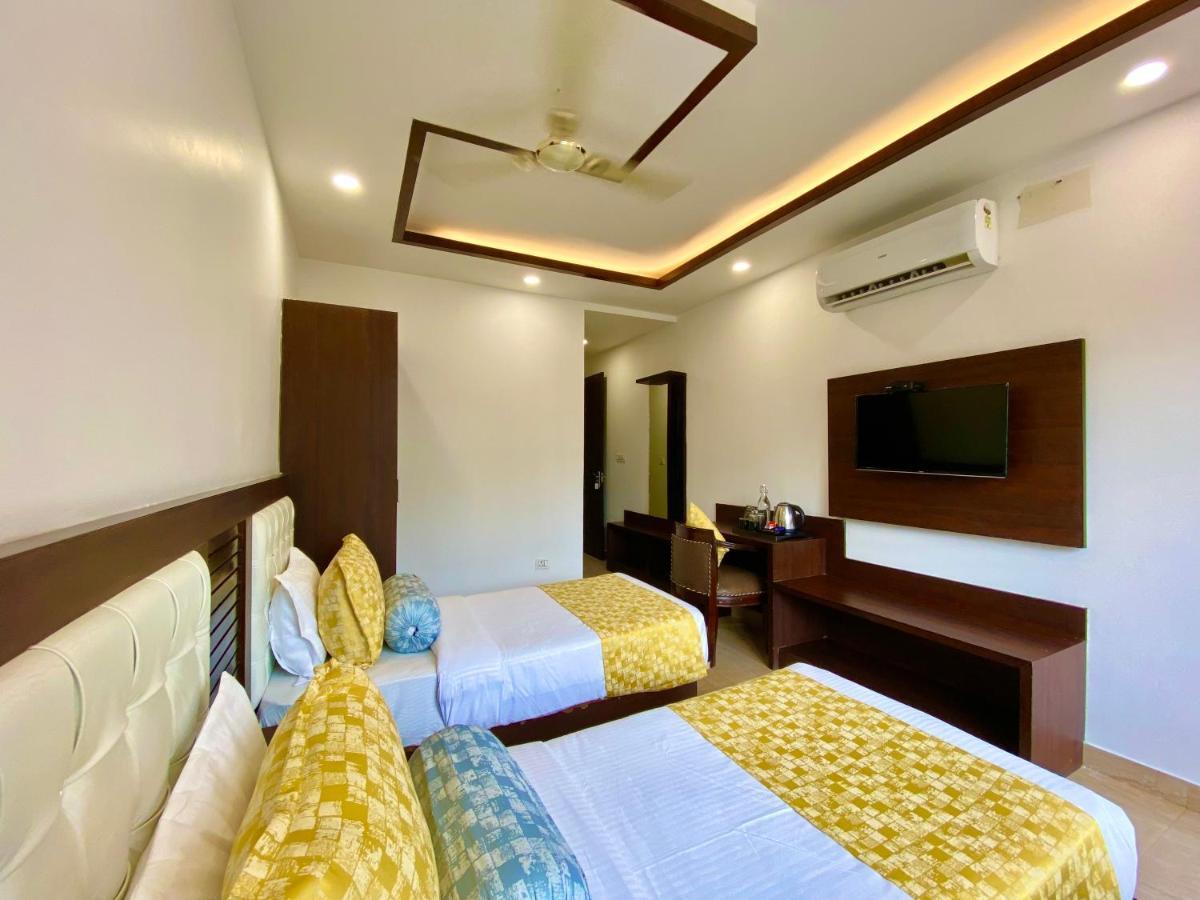 Hotel Shiv Vilas ริชิเคช ภายนอก รูปภาพ